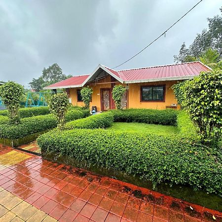 Karjat Ap Resort Ngoại thất bức ảnh