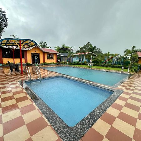 Karjat Ap Resort Ngoại thất bức ảnh