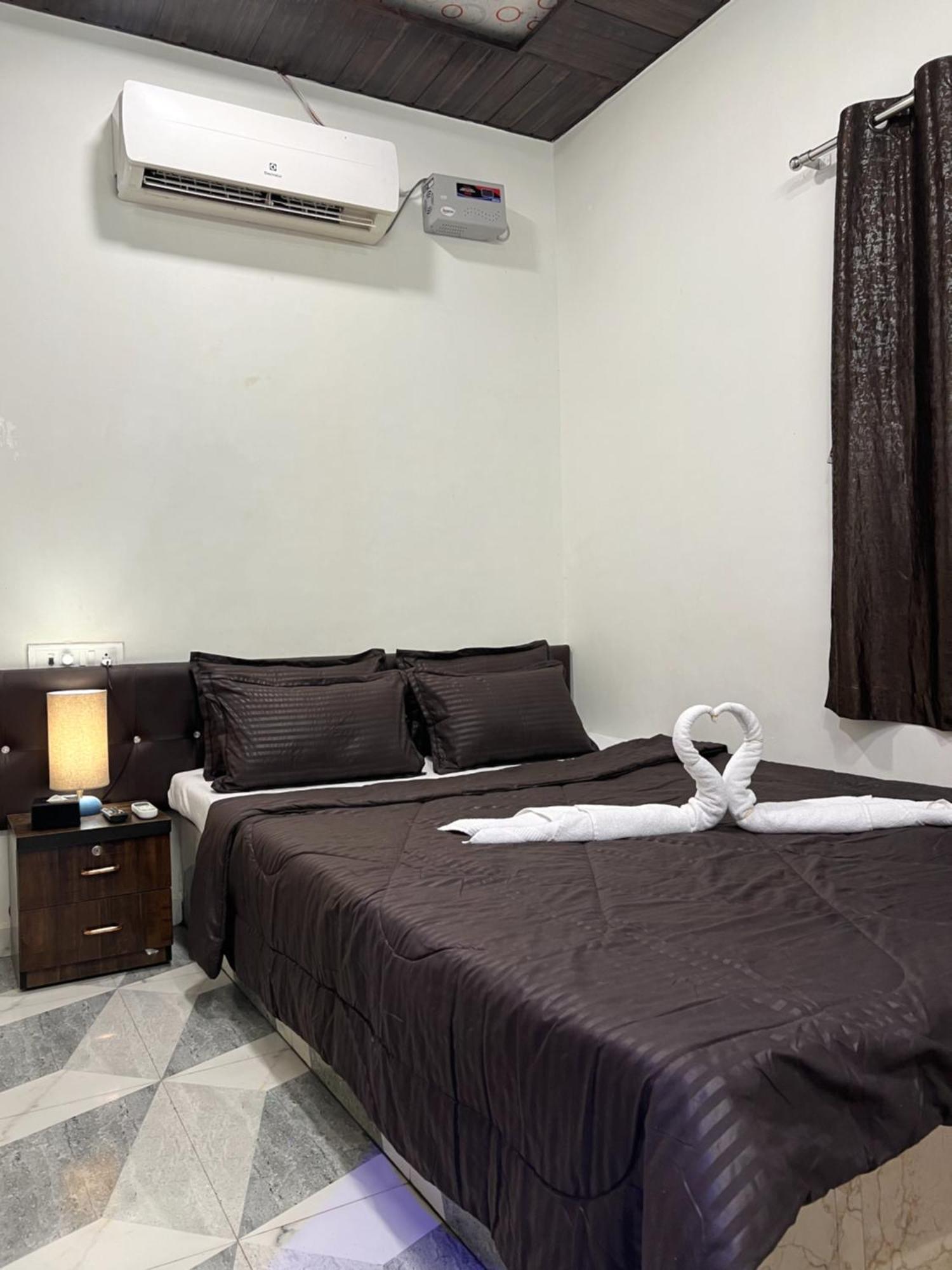 Karjat Ap Resort Ngoại thất bức ảnh